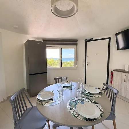 Potidea Seashell Garden House 70m From Garden And Private Parking